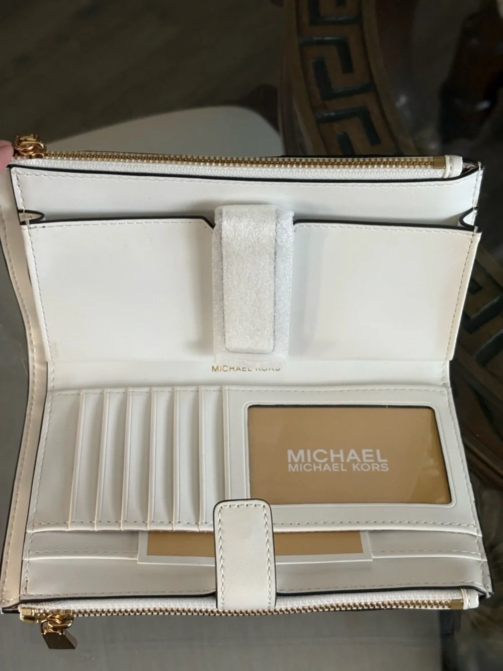 🤍🤍MICHAEL KORS WOVEN JET SET WHITE LEATHER DOUBLE ZIP WALLET/WRISTLET!🤍🤍